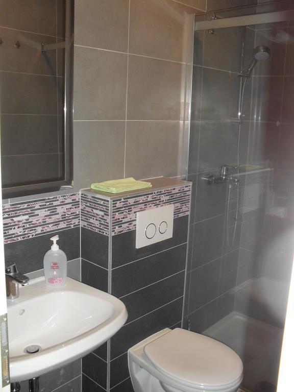 Apartments Govic Primošten Pokój zdjęcie