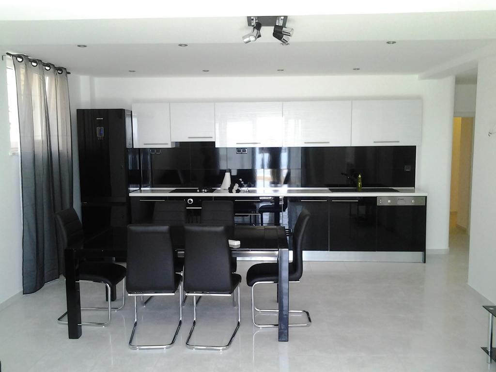 Apartments Govic Primošten Pokój zdjęcie