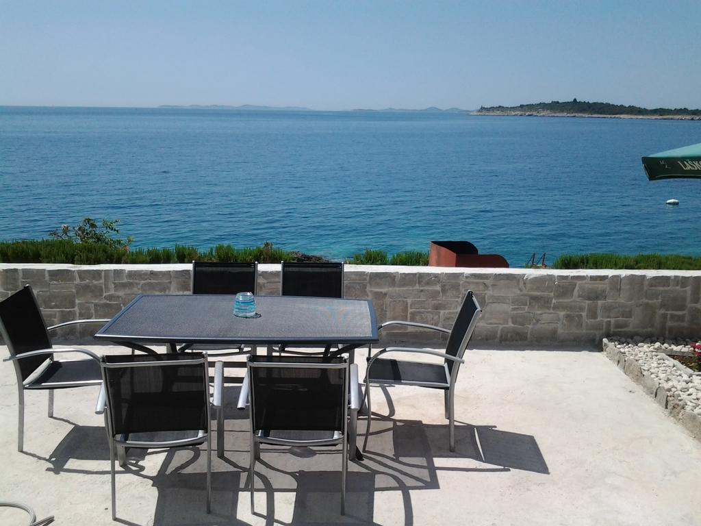 Apartments Govic Primošten Pokój zdjęcie